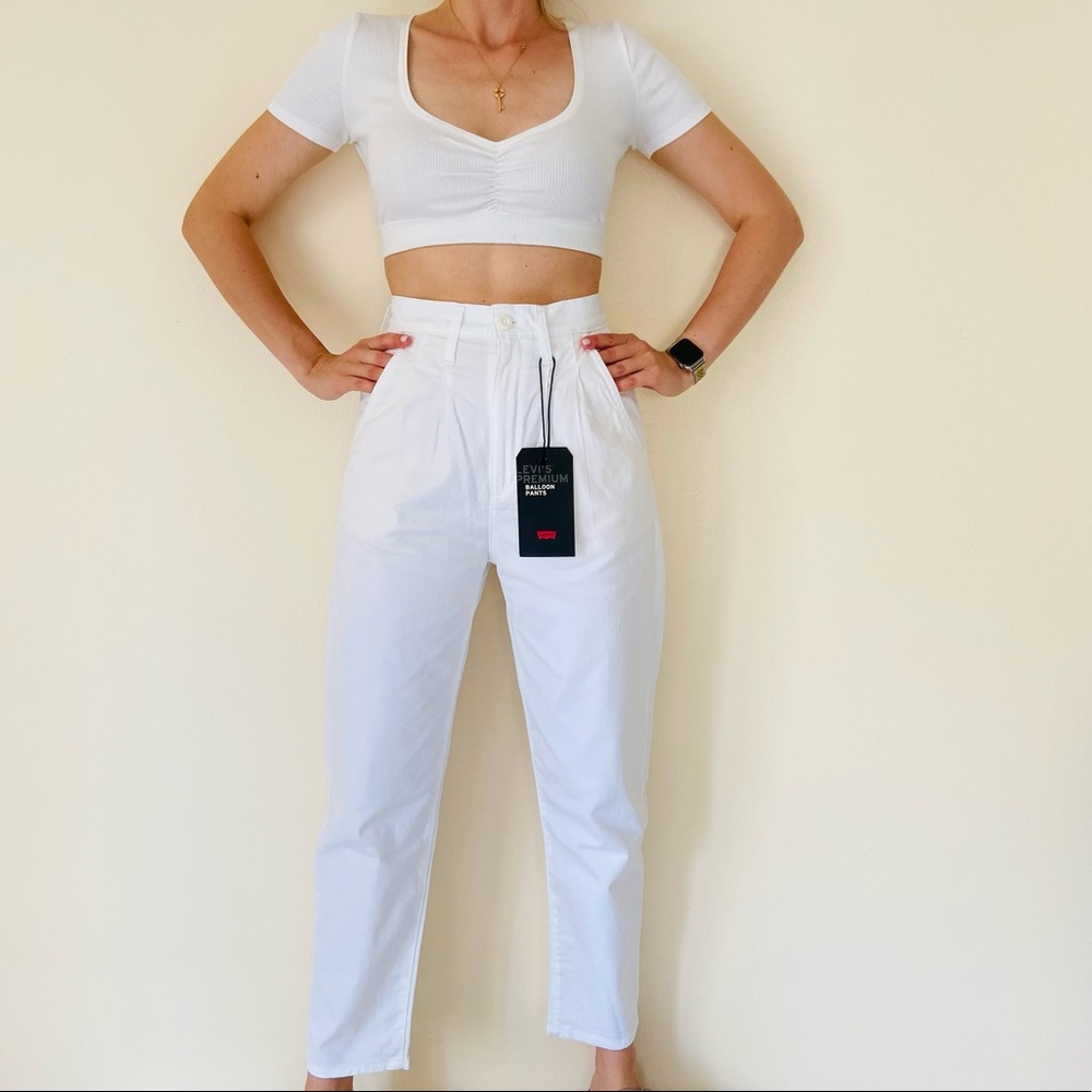 New Levi’s White Pleated Balloon Leg High Rise Lightweight Ankle Pants